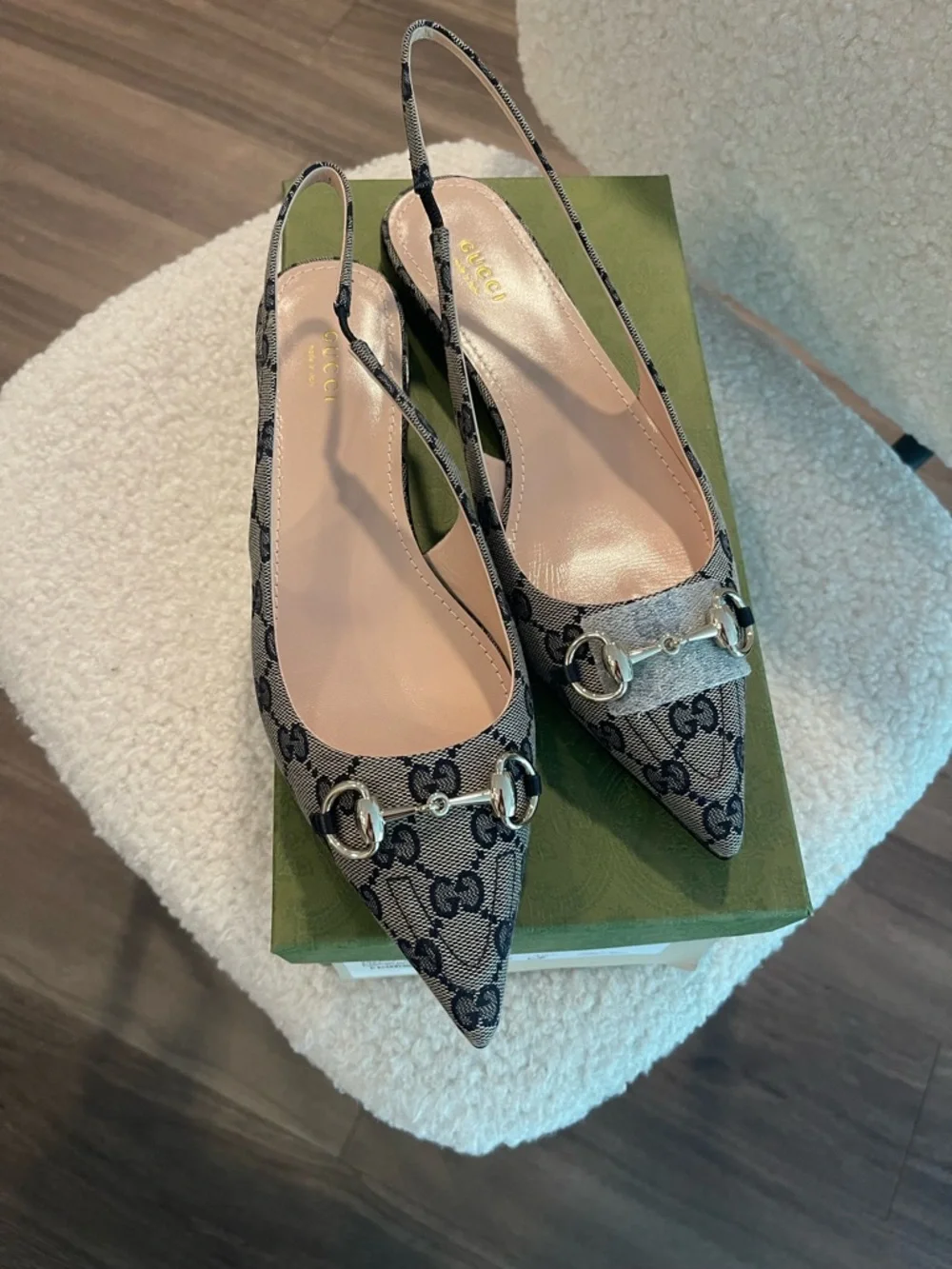 GUCCI pointed toe navy slingback flats 39.5/9 NWT - Picture 1 of 8